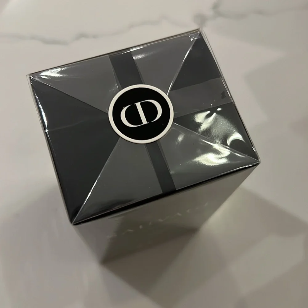 Brand new MEN Dior Sauvage eau forte 60ml